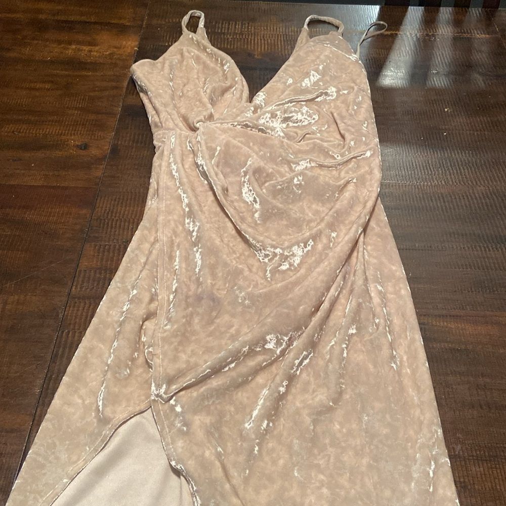 Hot Miami Styles Velvet Dresss Sexy ladies size M Cream - Picture 2 of 9